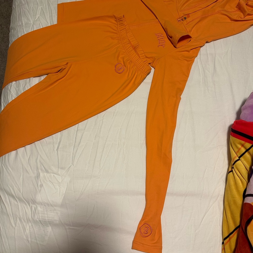 Bold Orange Women's Jogger Set - Picture 4 of 4